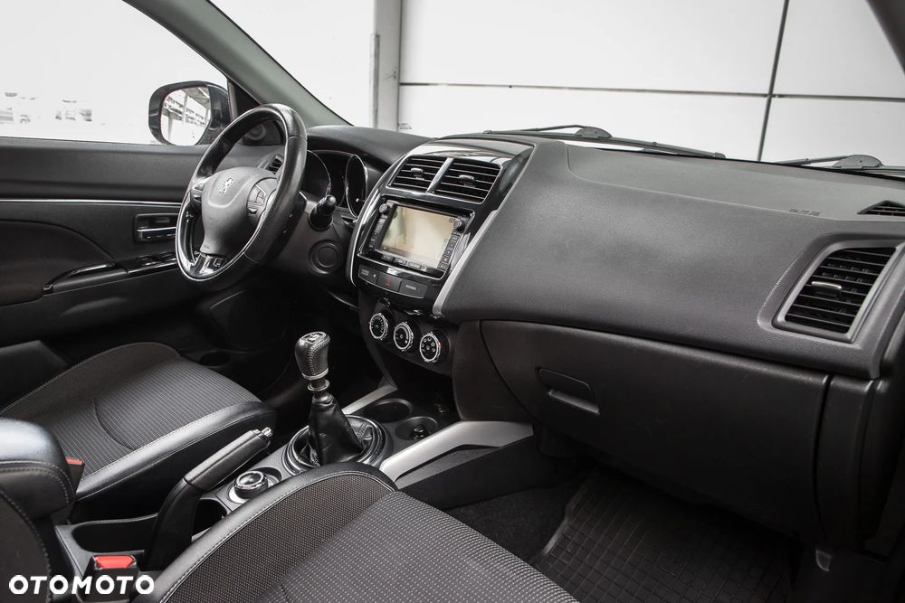 Peugeot 4008 - 29