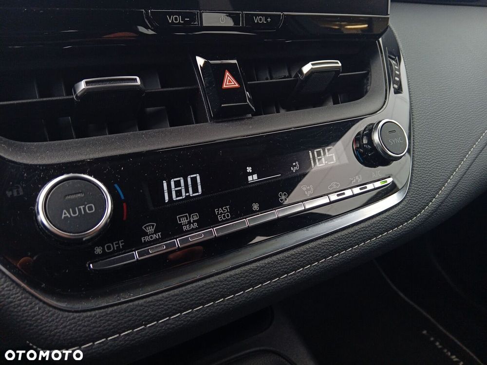 Toyota Corolla 1.8 Hybrid Comfort - 18