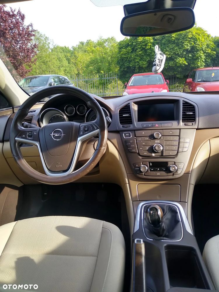 Opel Insignia - 2