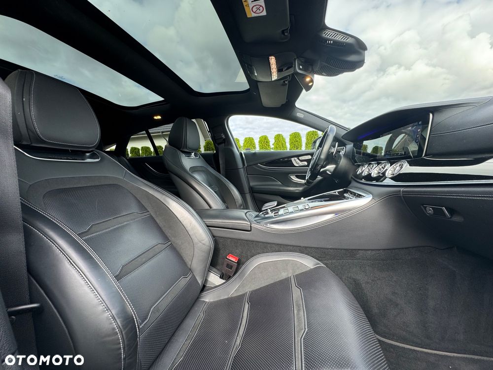 Mercedes-Benz AMG GT 43 4-Matic+ - 13