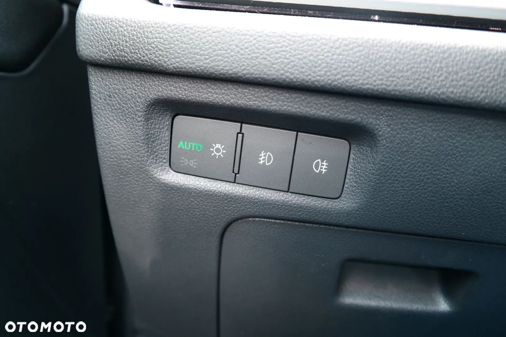 Skoda Octavia 1.5 TSI ACT Style - 23