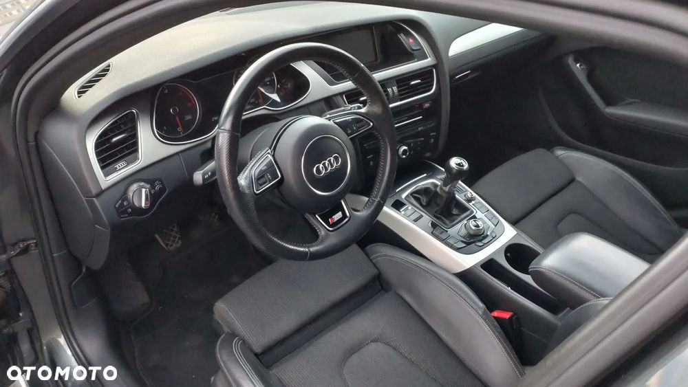 Audi A4 Avant 2.0 TDI - 14