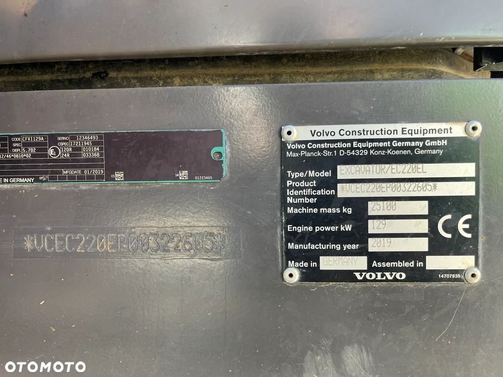 Volvo EC220EL - 10