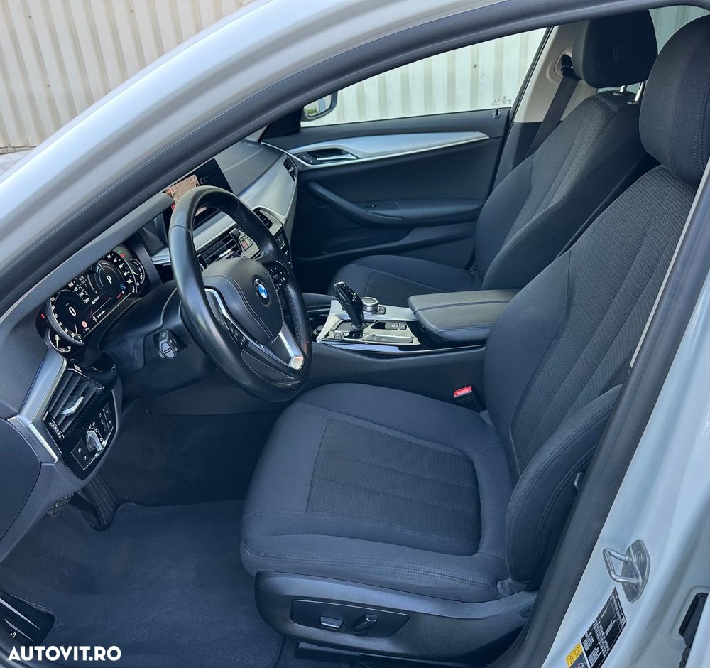 BMW Seria 5 530e AT PHEV - 29