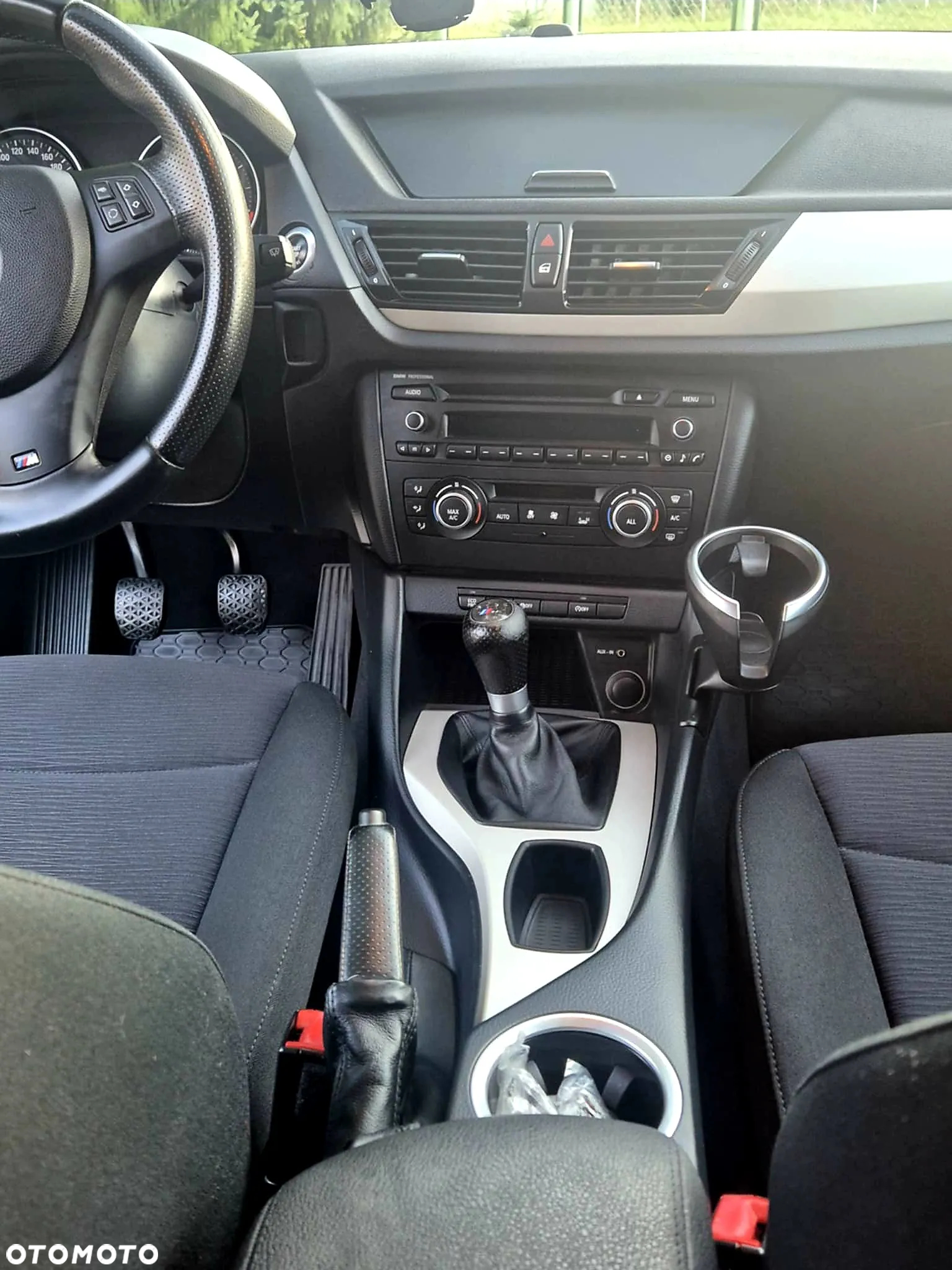 BMW X1 sDrive18d - 9