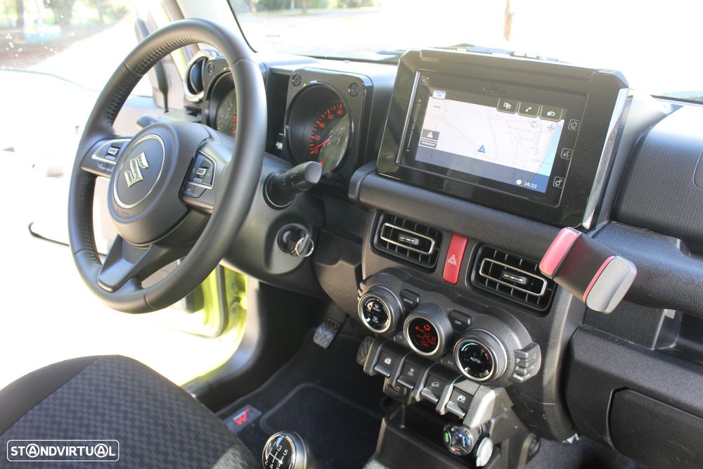 Suzuki Jimny 1.5 ALLGRIP Comfort+ - 13