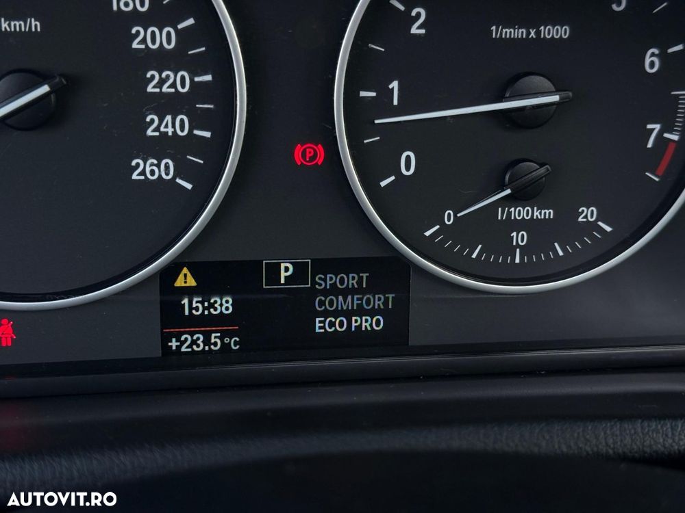 BMW X3 xDrive20i - 9