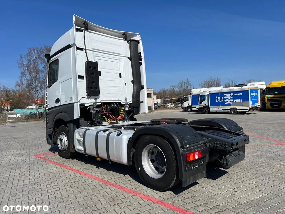 Mercedes-Benz 1845 L - 8