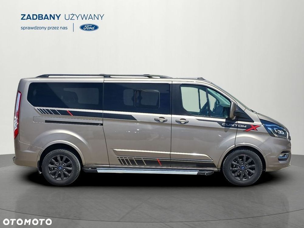 Ford Tourneo Custom - 4