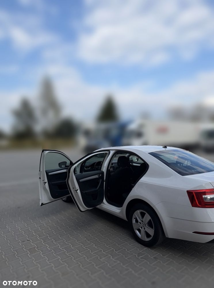 Skoda Octavia 1.6 TDI Ambition - 5