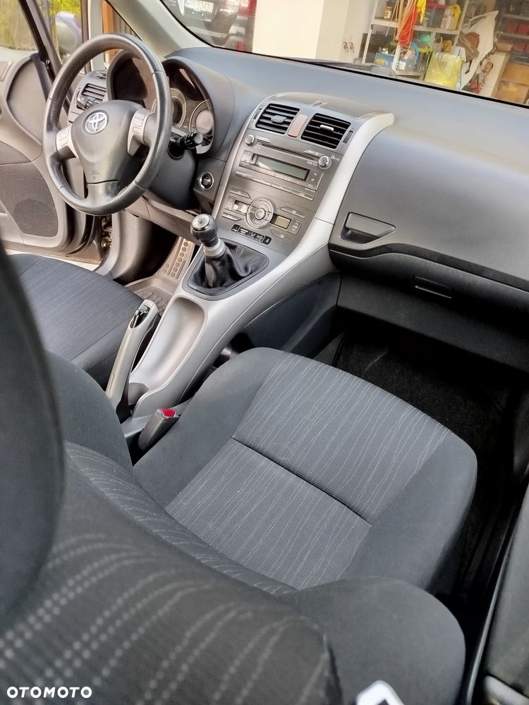 Toyota Auris - 20