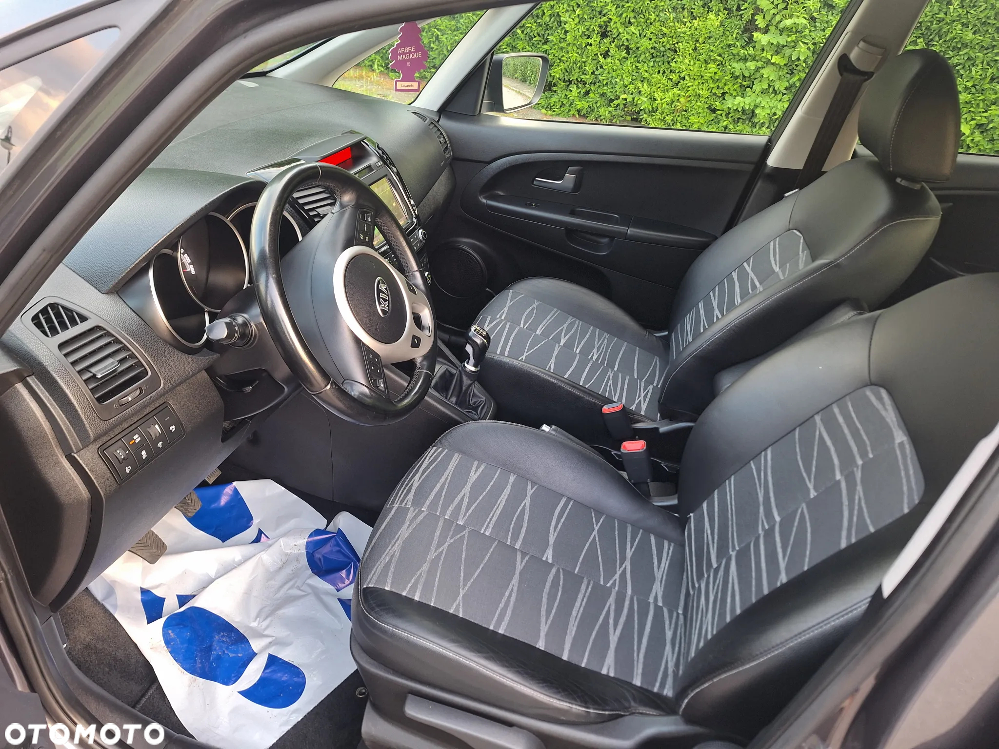 Kia Venga 1.4 CRDi 90 Business Line - 15