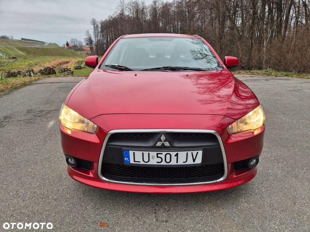 Mitsubishi Lancer 1.6 Invite - 3