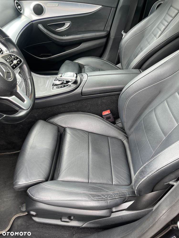 Mercedes-Benz Klasa E 220 d 4-Matic Avantgarde - 24