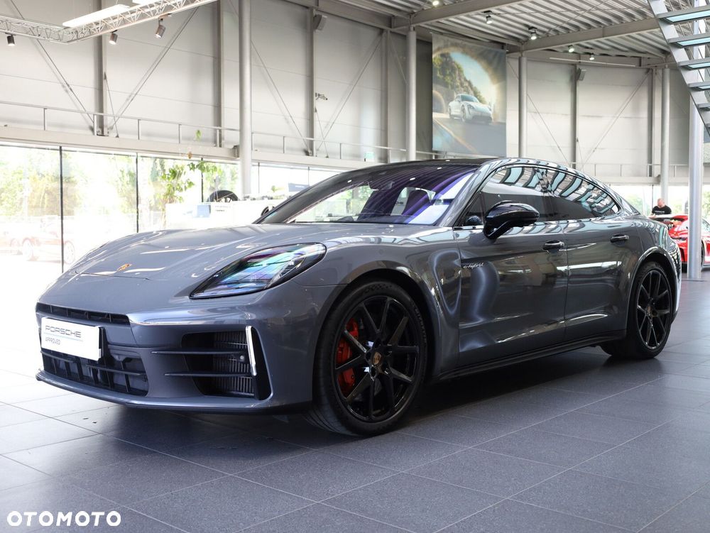 Porsche Panamera - 3