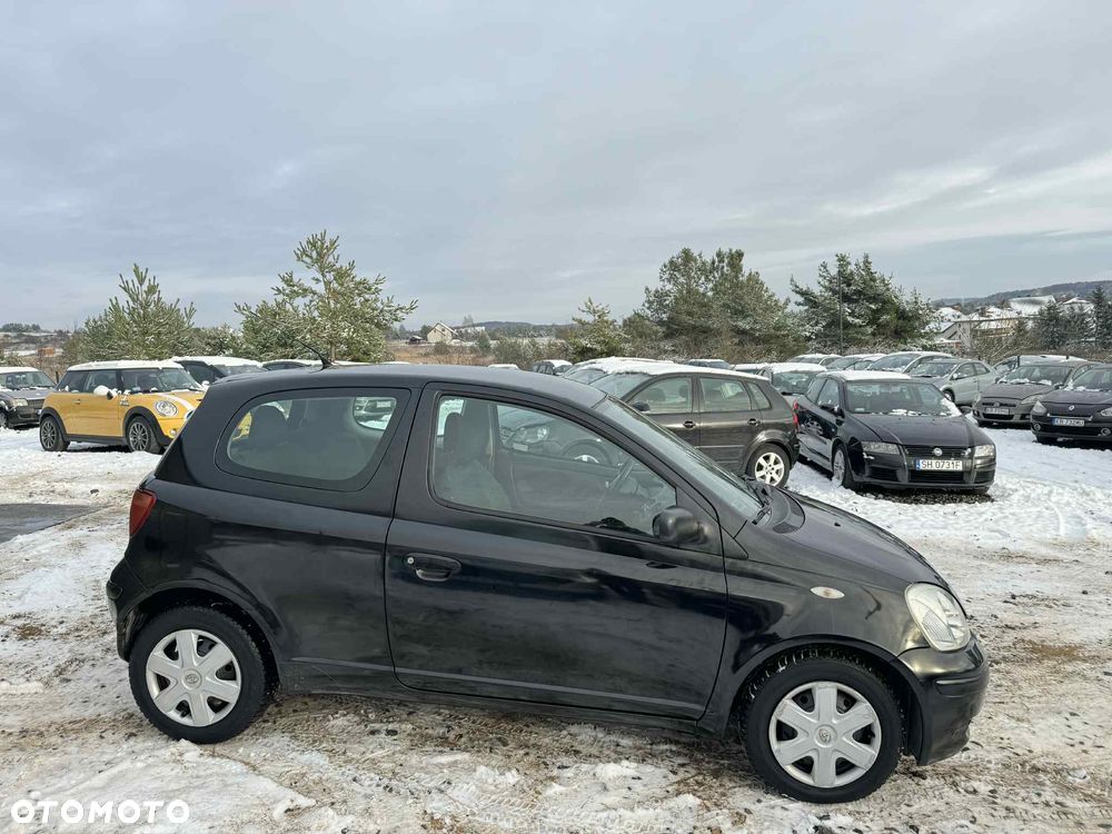 Toyota Yaris 1.3 Terra - 4