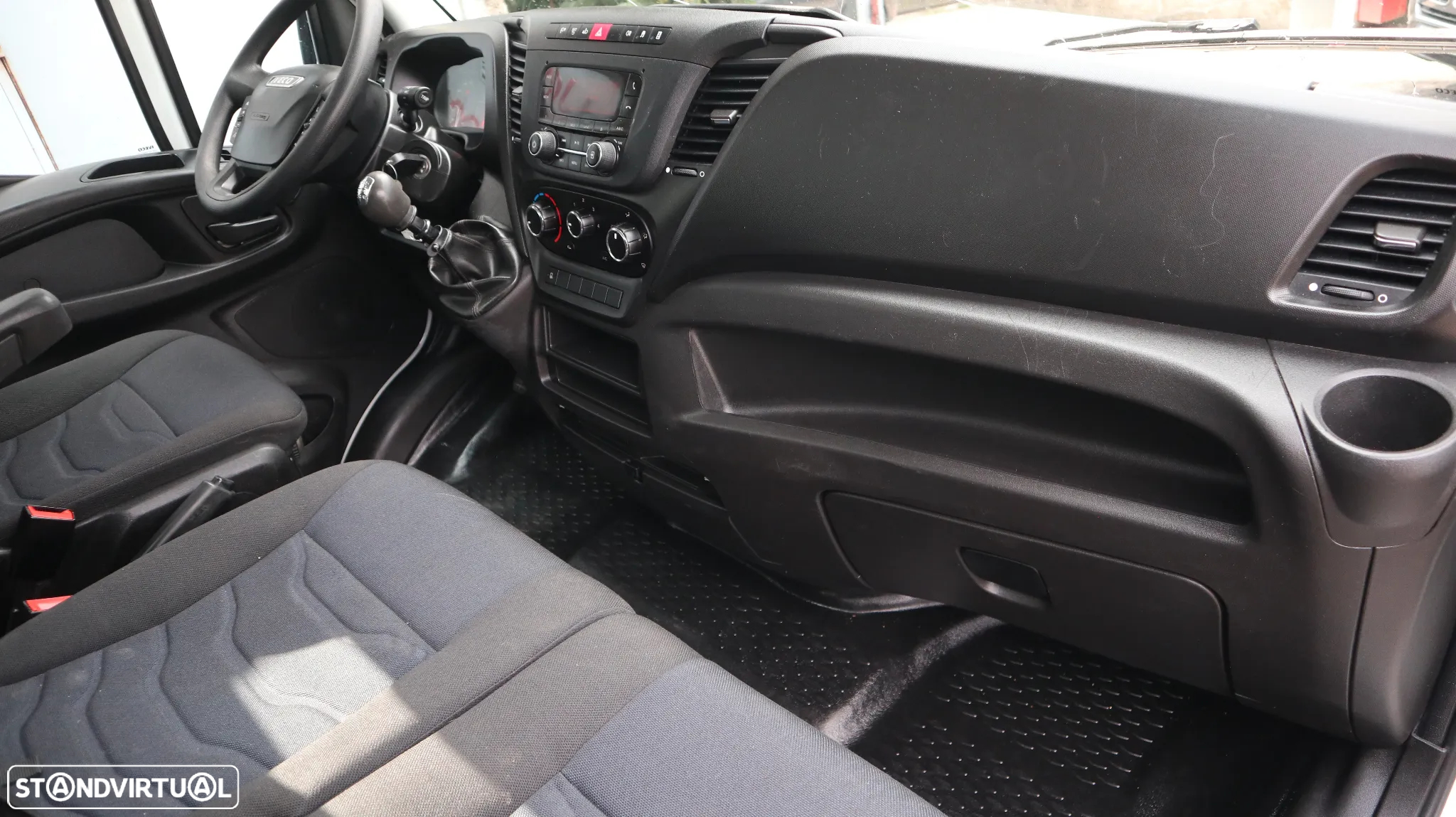 Iveco Daily 3.0 35C15 Basculante - 14