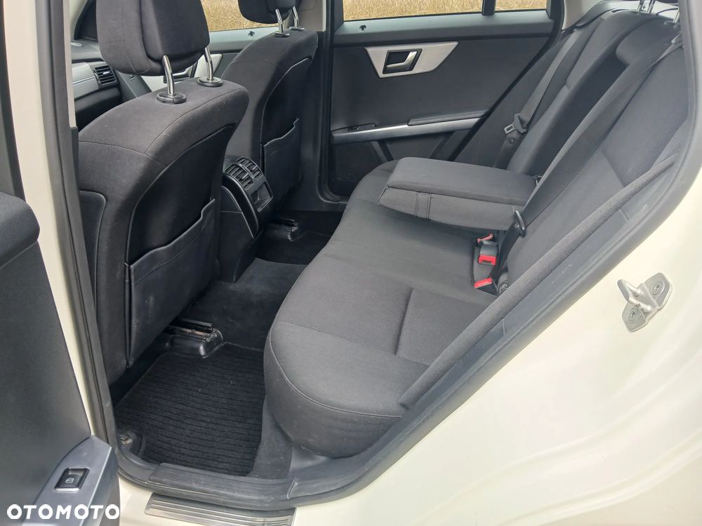 Mercedes-Benz GLK 200 CDI DPF BlueEFFICIENCY - 12