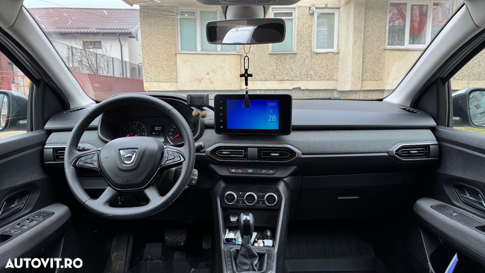 Dacia Logan TCe 90 CVT Prestige - 5