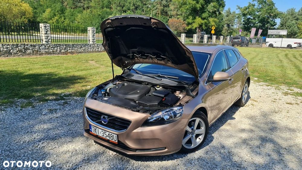 Volvo V40 D2 Momentum - 32