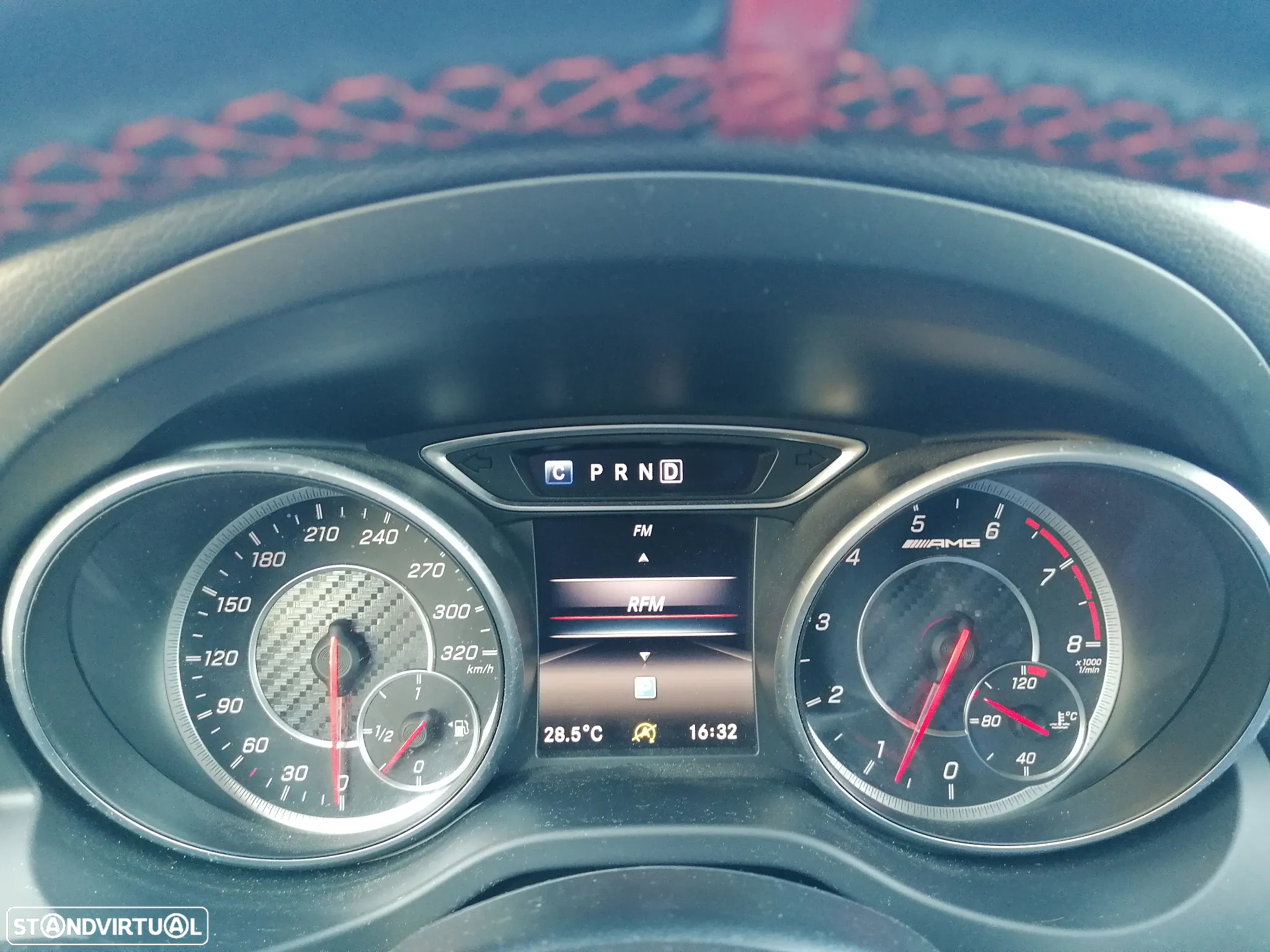 Mercedes-Benz A 45 AMG 4-Matic - 21