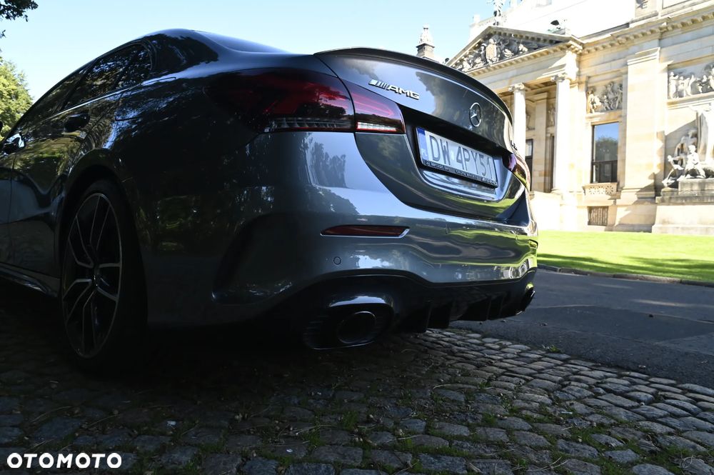 Mercedes-Benz Klasa A 35 AMG 4-Matic 7G-DCT - 38