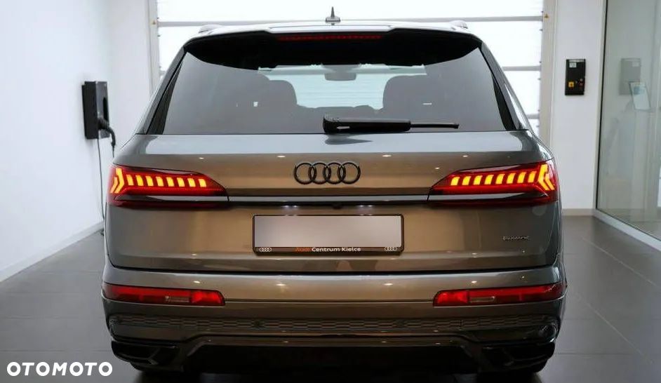 Audi Q7 60 TFSI e Quattro S Line Tiptr - 17