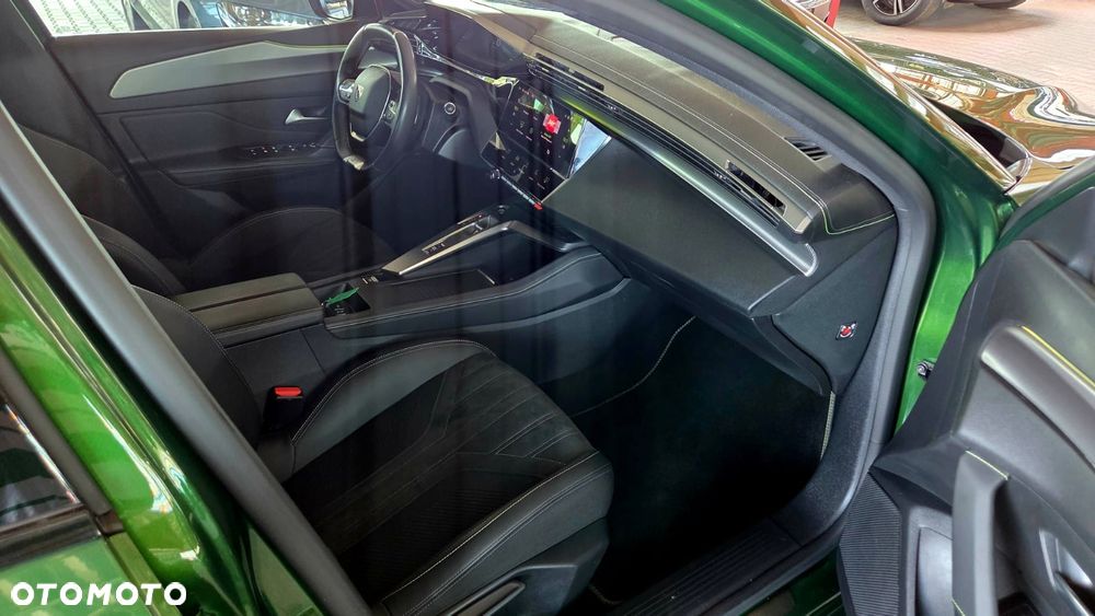Peugeot 308 - 16