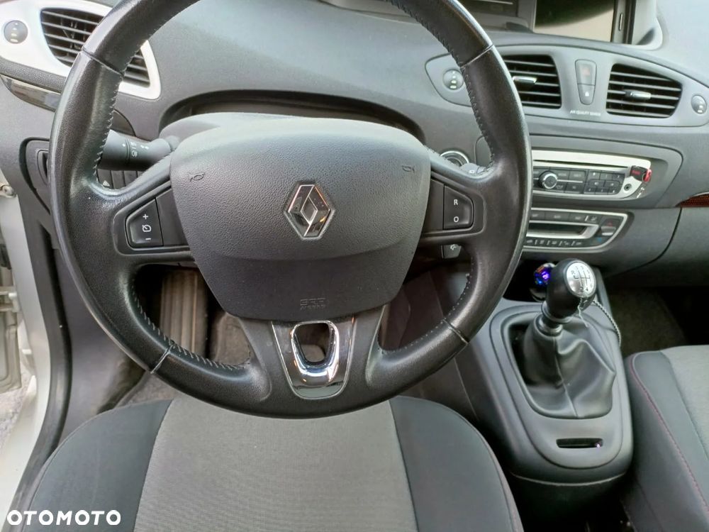 Renault Grand Scenic - 14