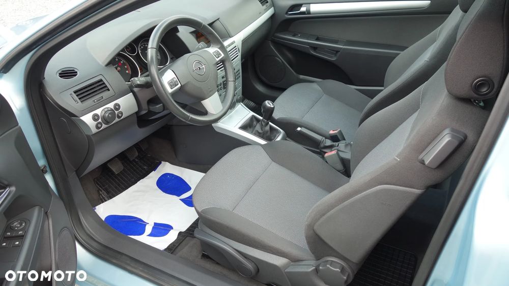 Opel Astra 1.8 Sport - 15