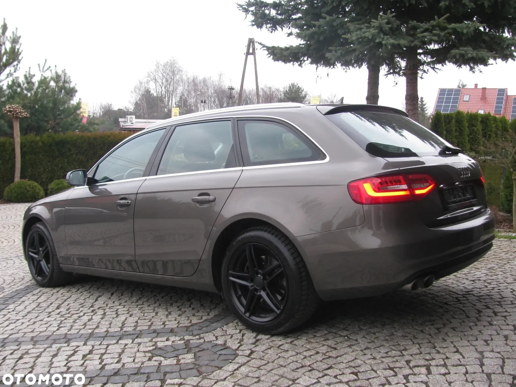 Audi A4 Avant 2.0 TDI DPF quattro Ambiente - 6