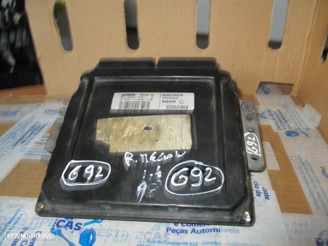 Centralina 8200124318 8200080285 RENAULT MEGANE 1998 1.4I SIEMENS - 1