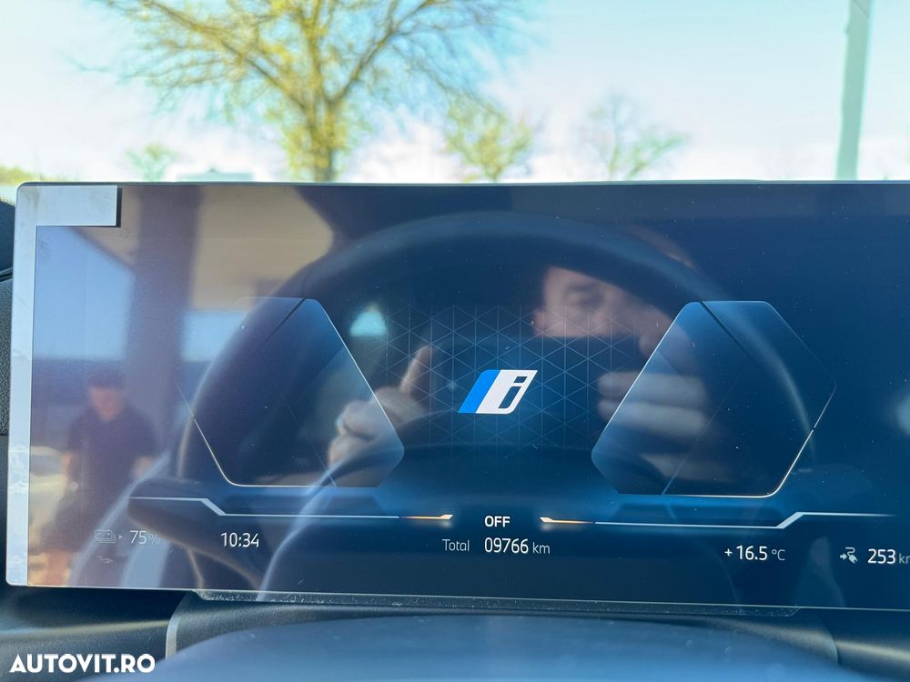 BMW i4 eDrive40 - 12