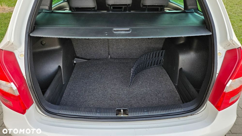 Skoda Fabia 1.2 TSI Monte Carlo - 9