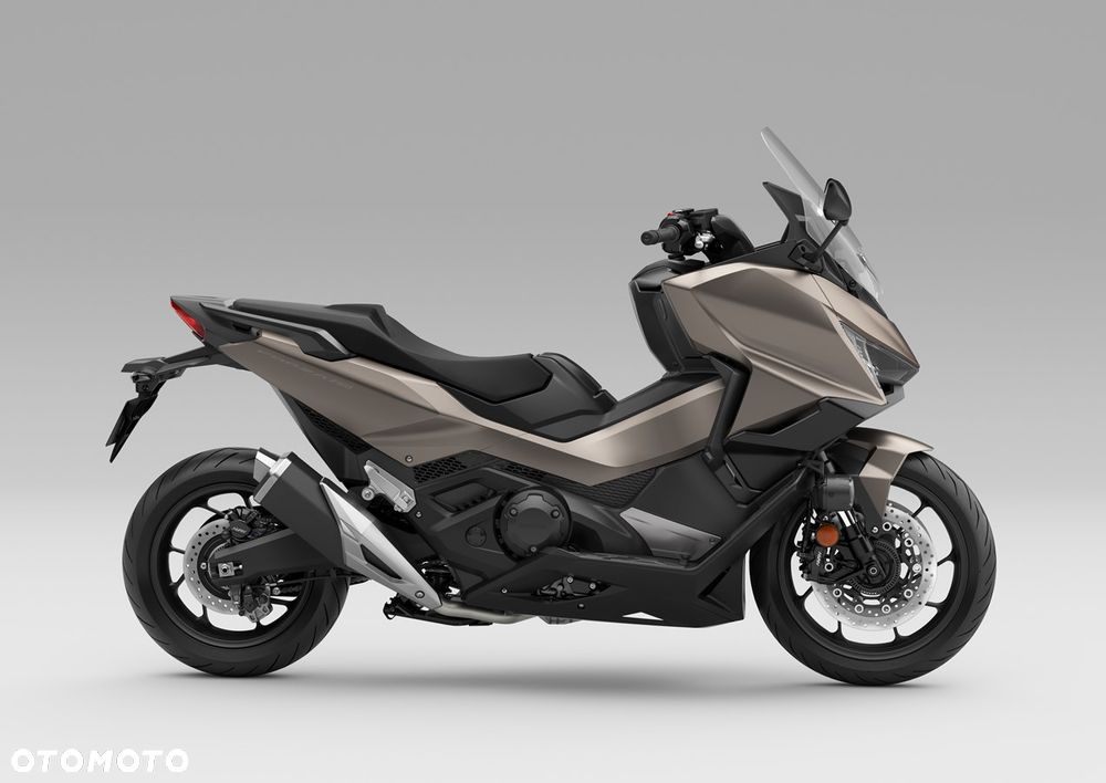 Honda NSS - 6