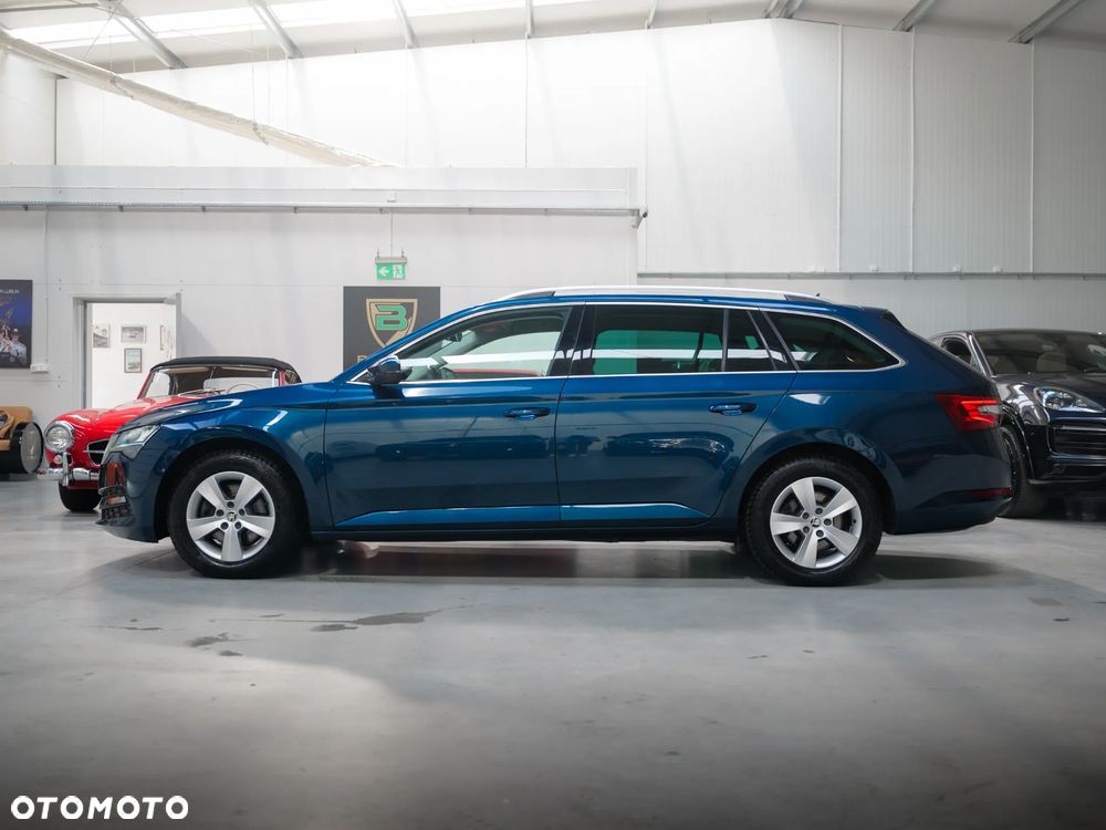Skoda Superb 2.0 TDI SCR Ambition - 6