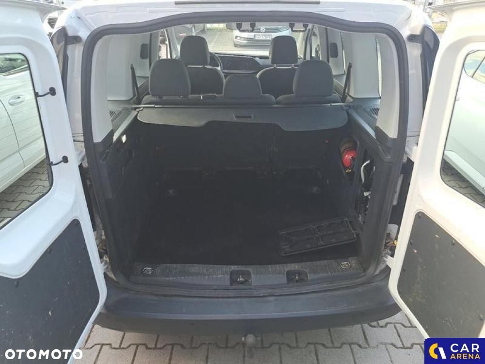 Volkswagen Caddy - 27