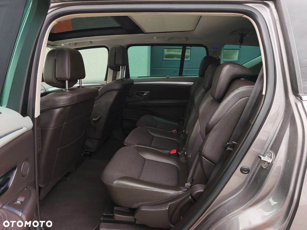 Renault Espace 1.6 dCi Energy Initiale Paris EDC - 8
