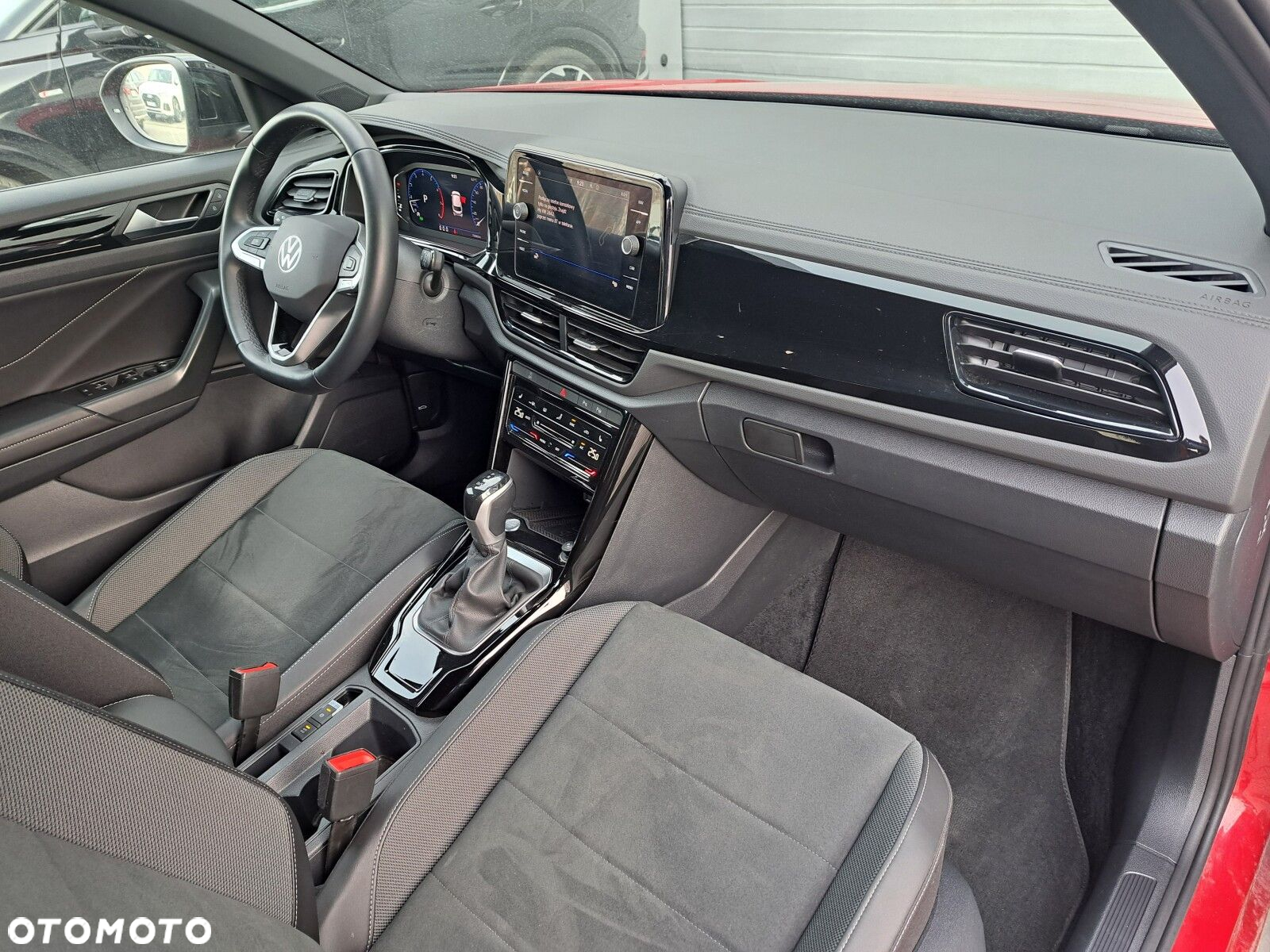 Volkswagen T-Roc 1.5 TSI Style DSG - 31