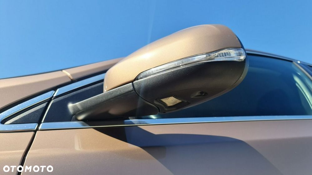 Volvo V40 D2 Momentum - 41