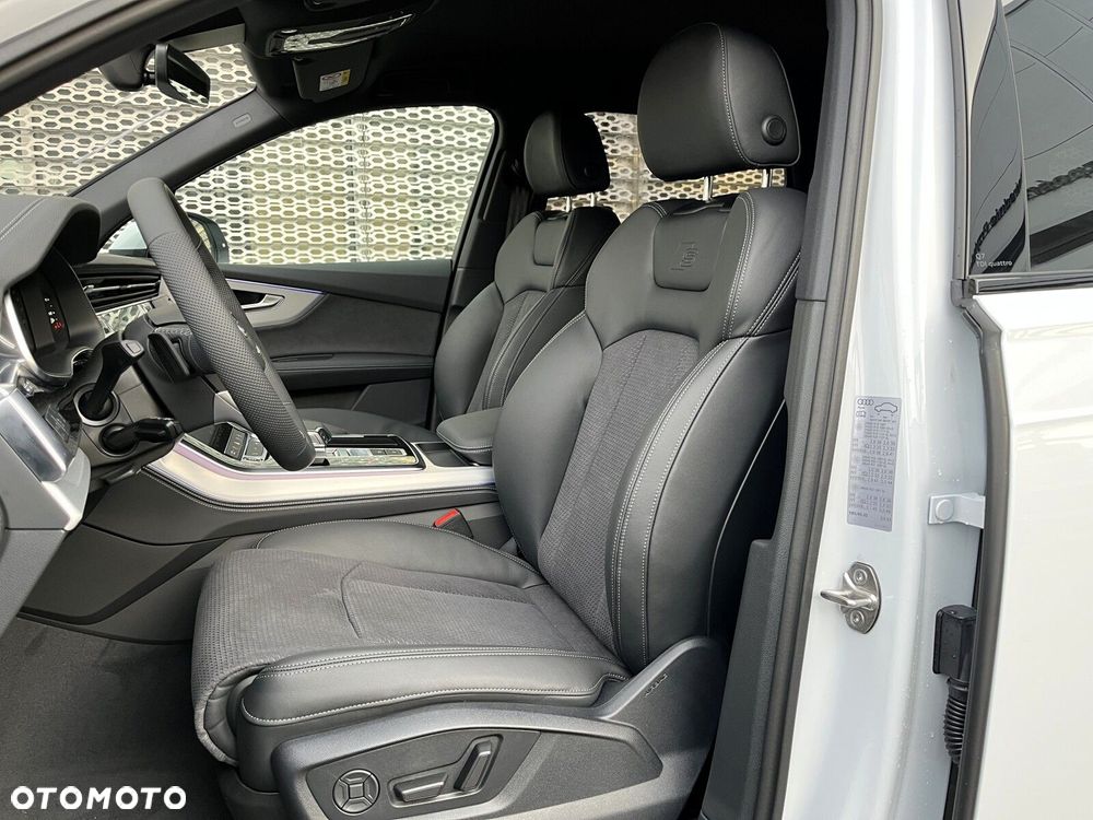 Audi Q7 - 6