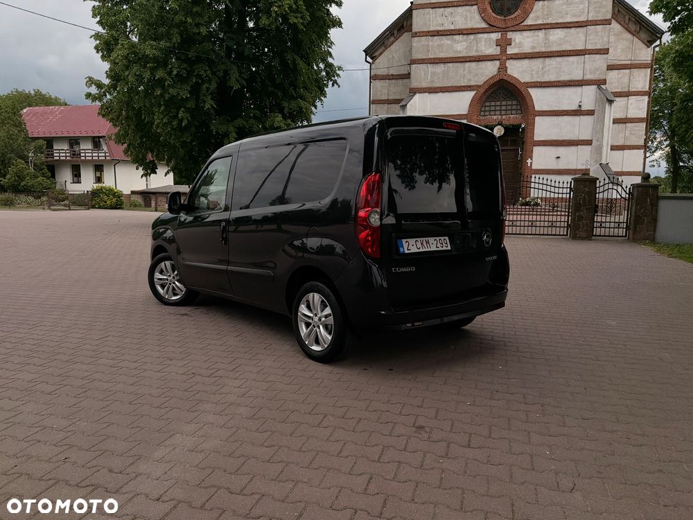 Opel Combo - 19