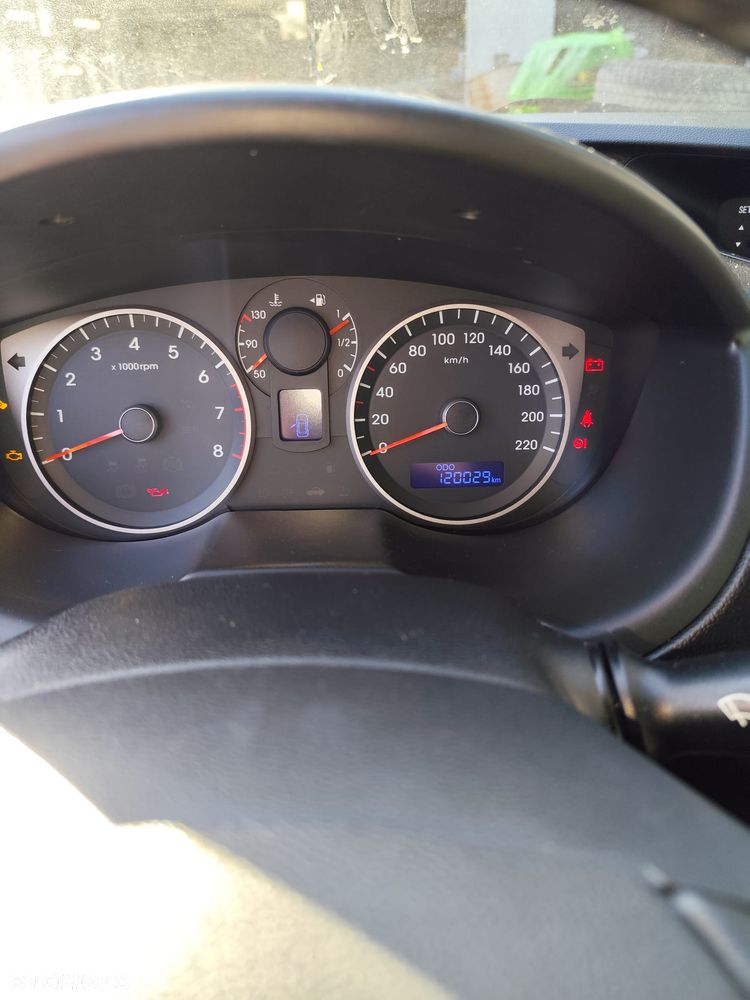 Hyundai i20 1.25 Wersja Jubileuszowa - 13