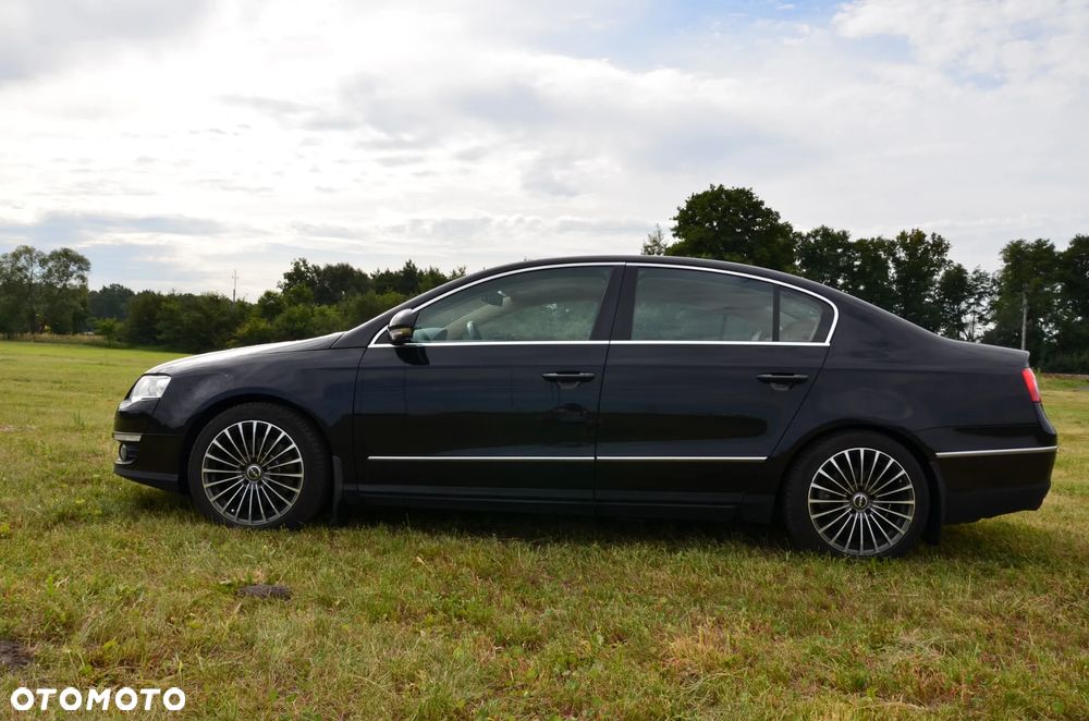 Volkswagen Passat 2.0 TDI DPF Highline - 1