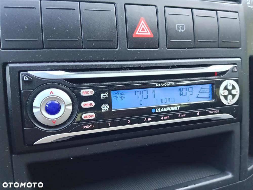 Volkswagen Polo - 13