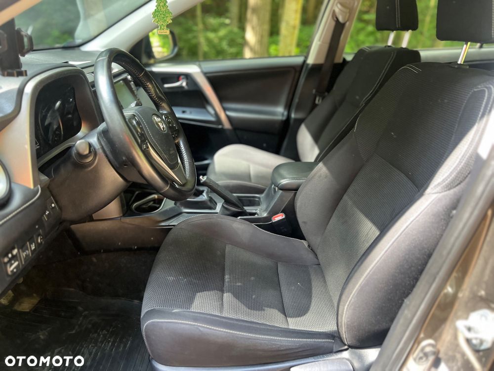 Toyota RAV4 2.0 Active 4x4 - 26