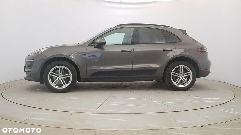 Porsche Macan - 4