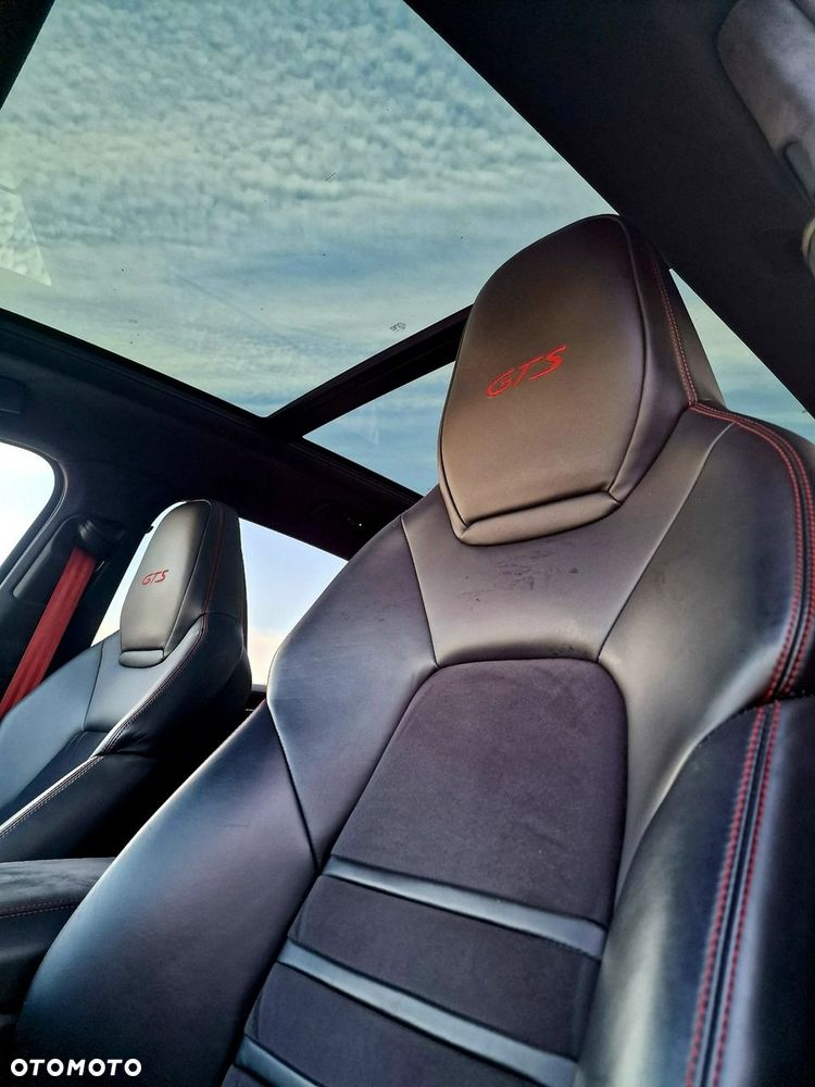 Porsche Cayenne - 20