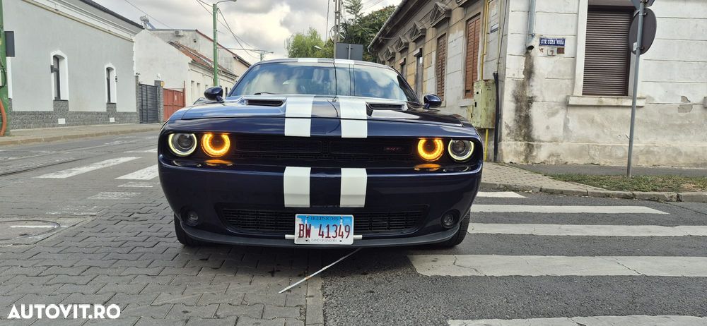 Dodge Challenger - 15