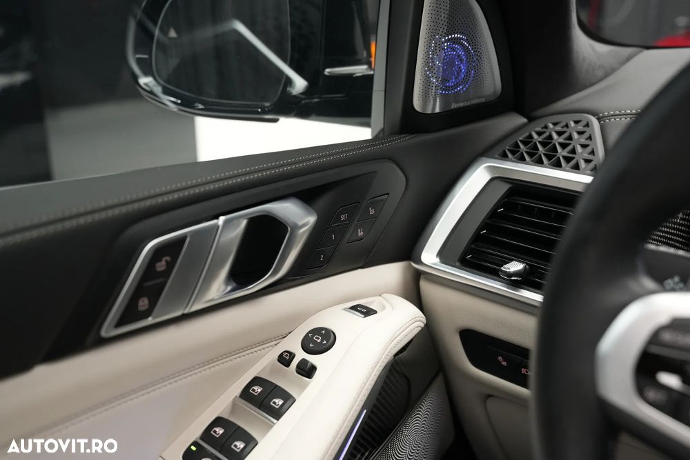 BMW X5 M M60i xDrive AT MHEV - 31